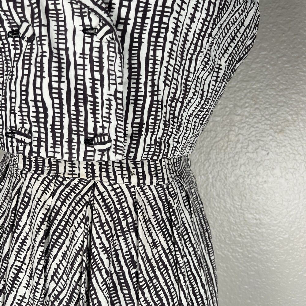 Vintage 1950s Sz 2P Black & White Full Skirt Halter Party Dress Rockabilly+Vest - Picture 10 of 12